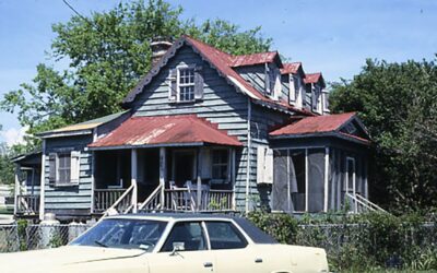 Hutchinson House
